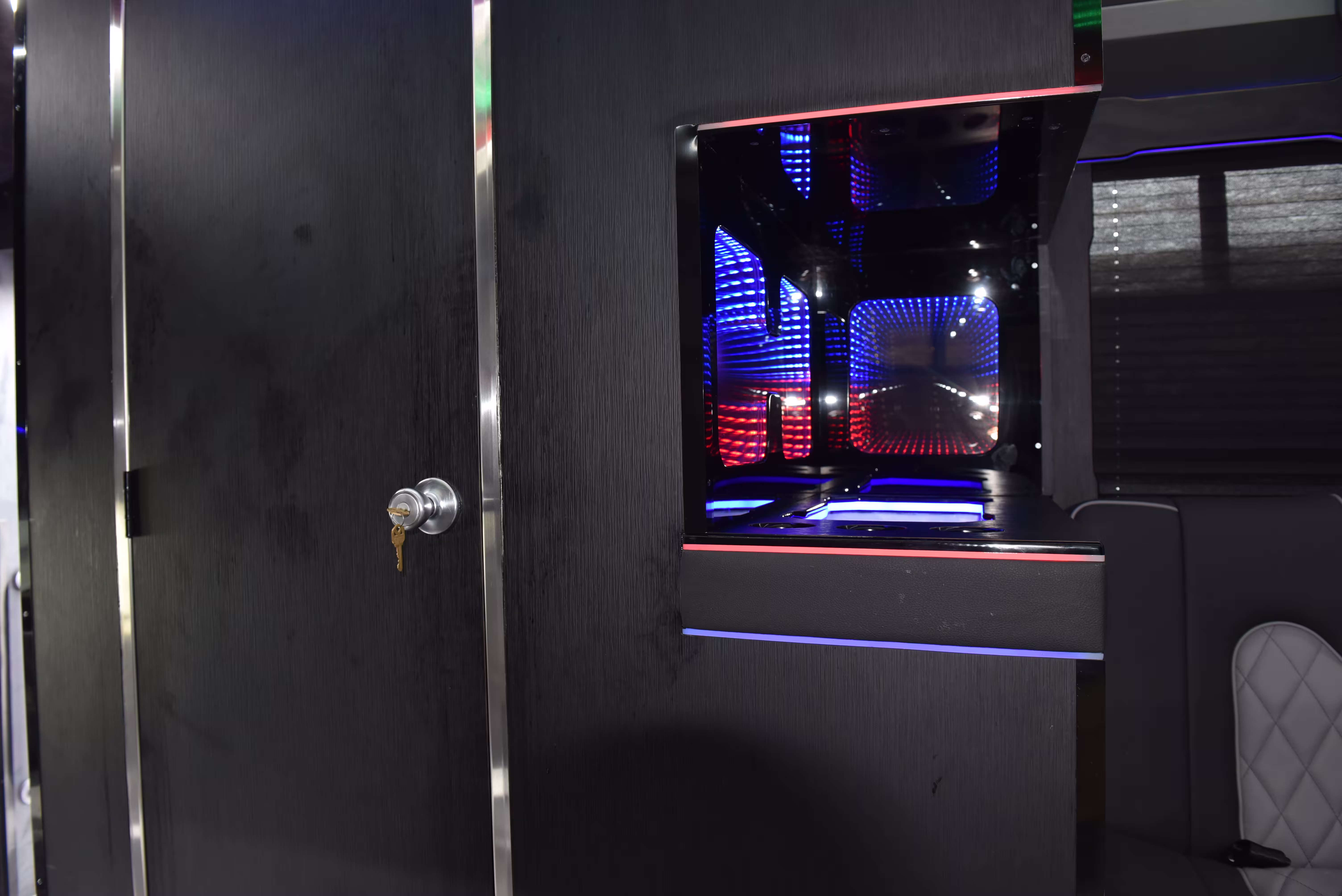 Image 13 for Luxury Limo Build