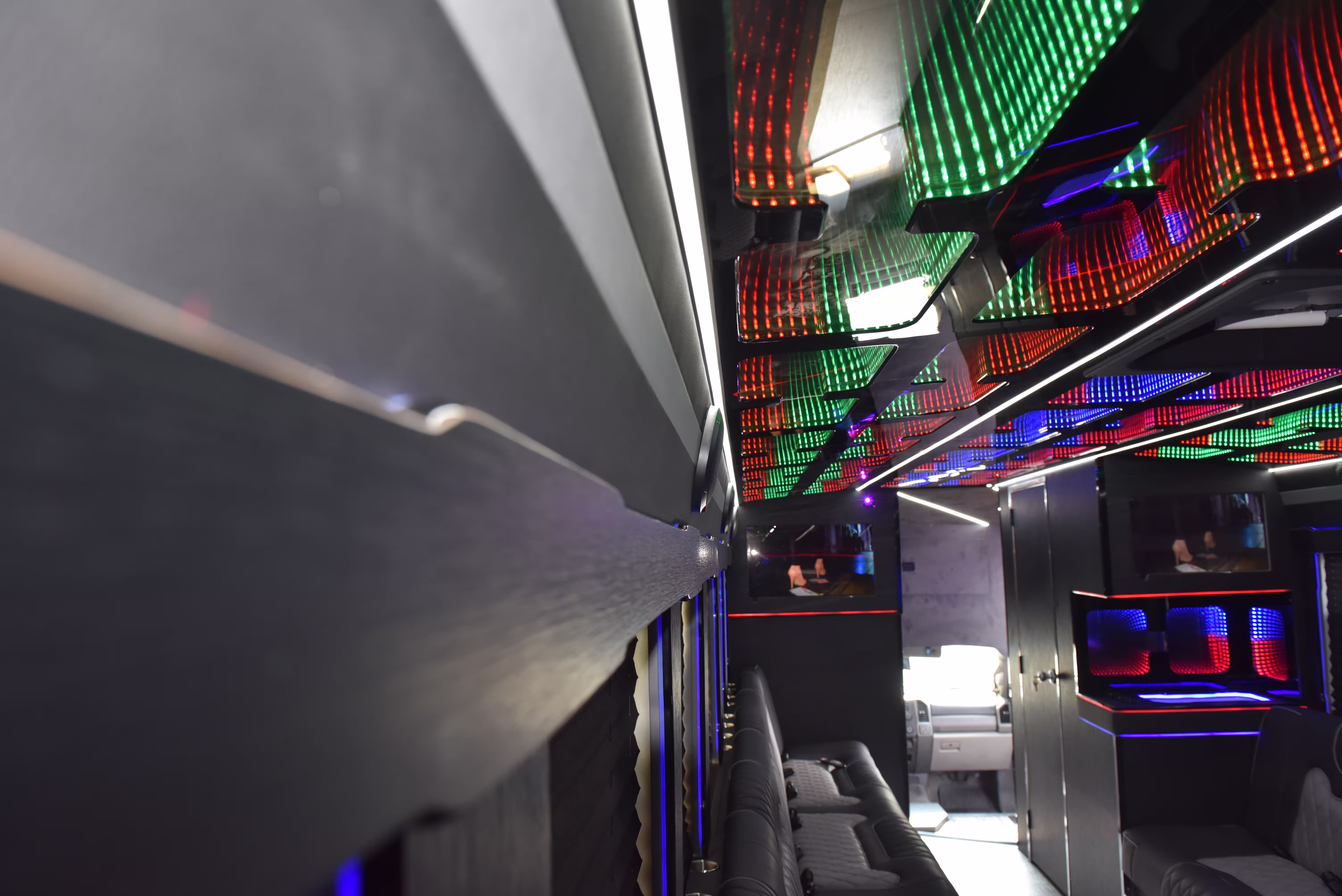 Image 22 for Luxury Limo Build