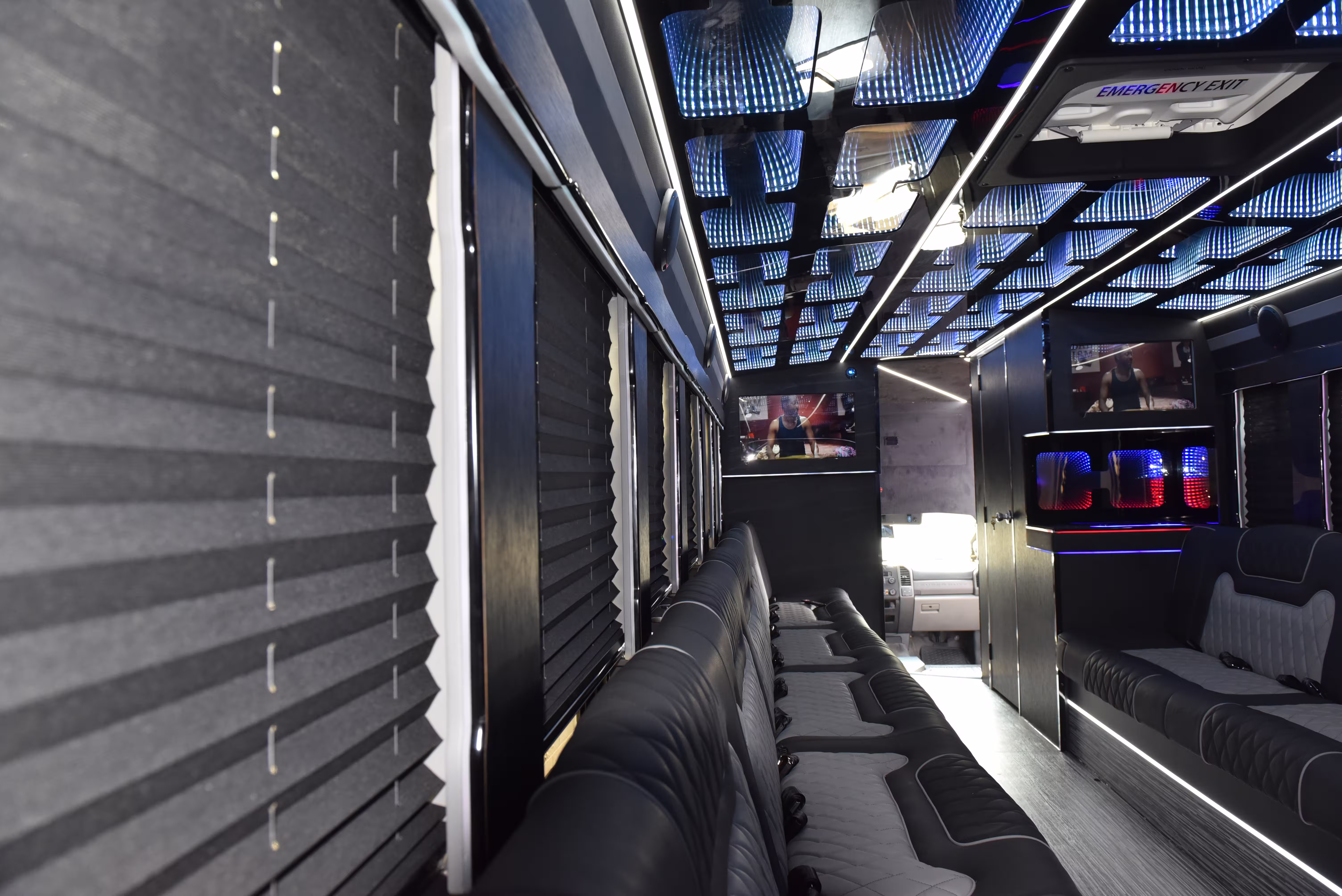 Image 23 for Luxury Limo Build