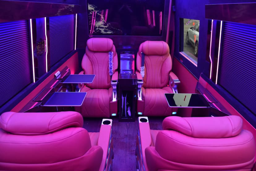 2025 Luxury Sprinter Build image 9