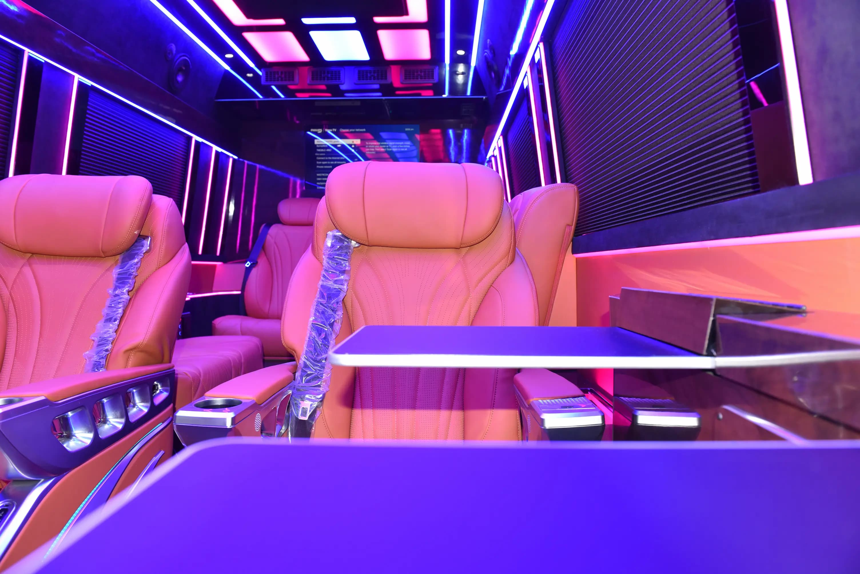 2025 Luxury Sprinter Build thumbnail 8