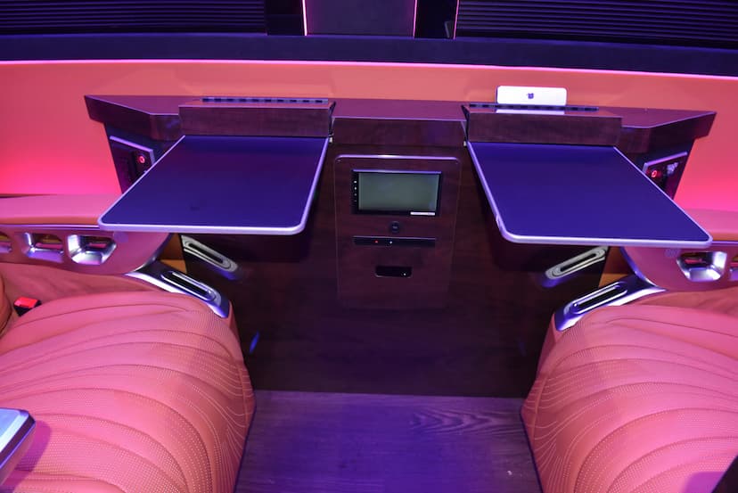 2025 Luxury Sprinter Build image 8